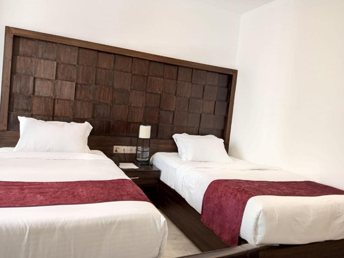 Shada Pathor Hotel & Resort Companiganj Bagian luar foto